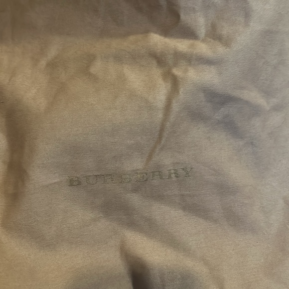 AUTHENTIC BURBERRY MEDIUM ASHBY LEATHER HOBO BAG -red - Picture 14 of 14